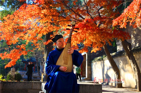 Lives of Taoist priests on Laoshan Mountain